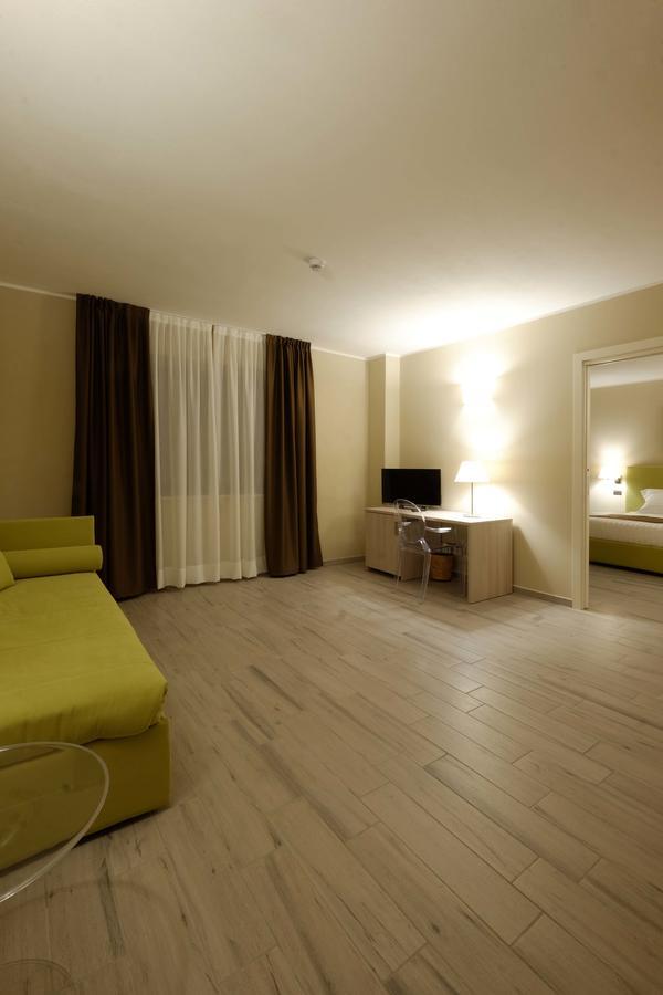 SPA Roero Relax Resort Canale Esterno foto