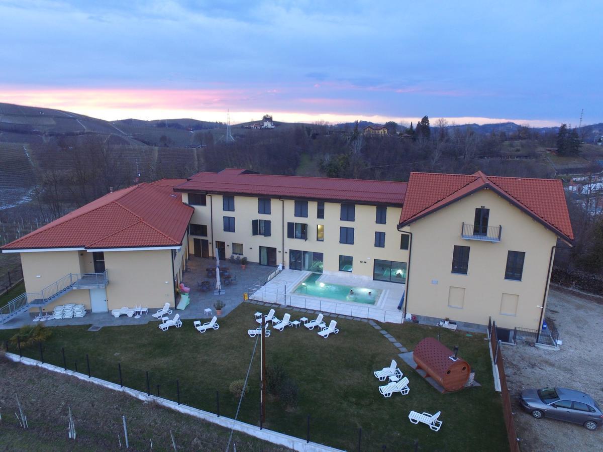 SPA Roero Relax Resort Canale Esterno foto